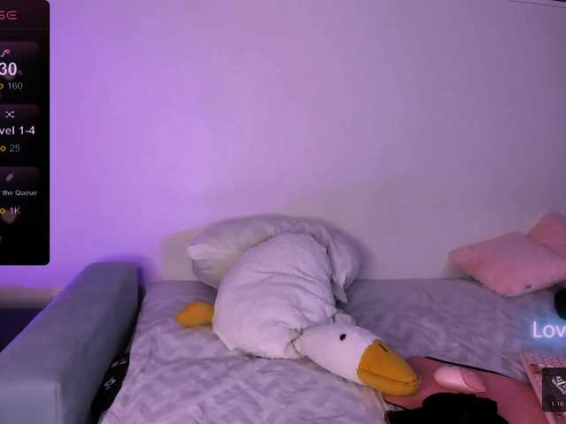 CaraDelfie's BongaCams show and profile