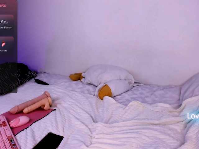 CaraDelfie's BongaCams show and profile