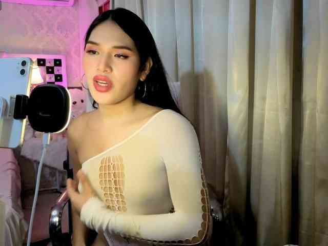 FantasiaBlooms Live Webcam on BongaCams