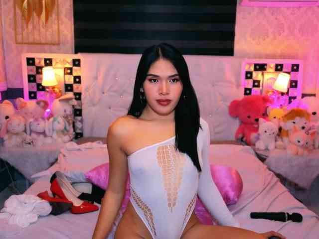 FantasiaBlooms Live Webcam on BongaCams