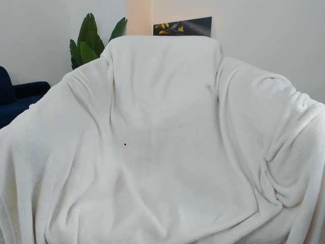 AnyaEvy's BongaCams show and profile