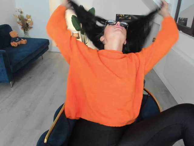 AnyaEvy's BongaCams show and profile