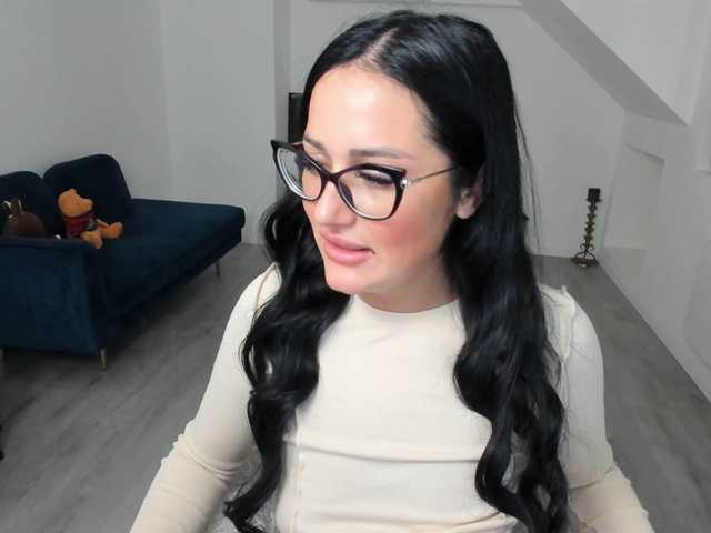 AnyaEvy's BongaCams show and profile