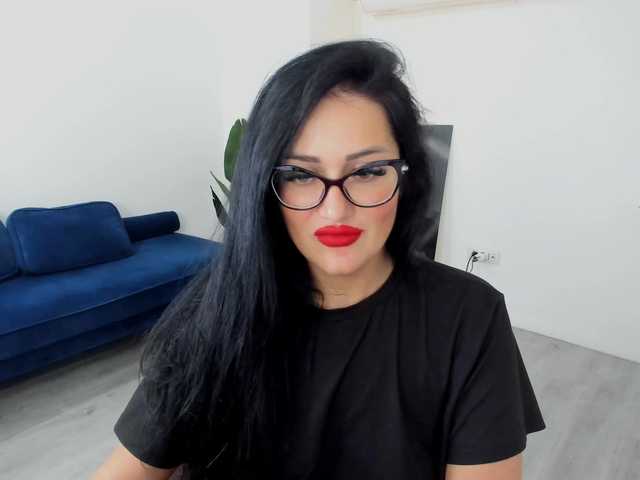 AnyaEvy's BongaCams show and profile