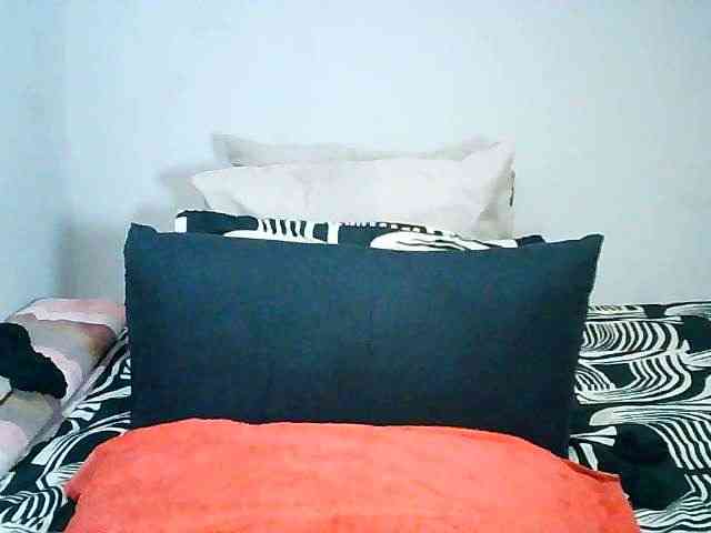 CreamyBum Live Webcam on BongaCams