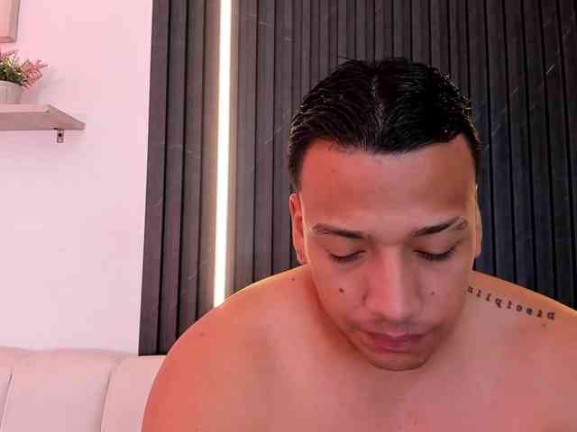 Tom-Muscle Tom-Muscle