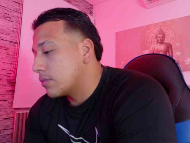 Tom-Muscle Tom-Muscle