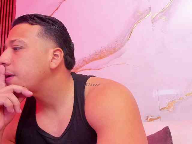 Tom-Muscle Tom-Muscle