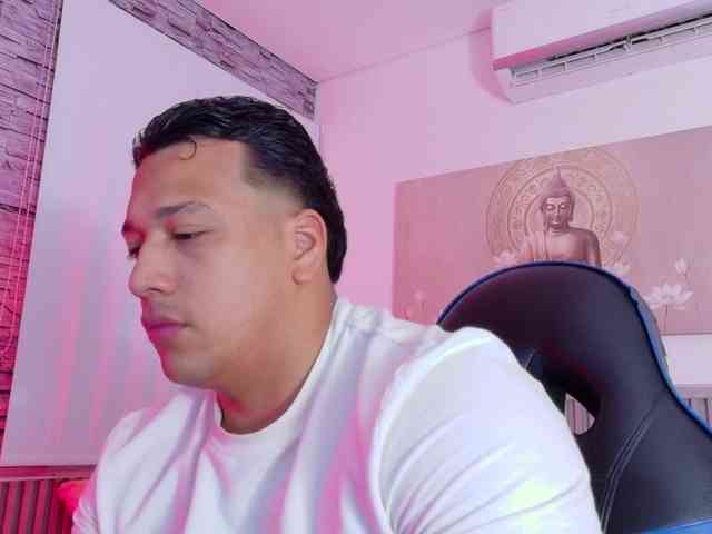 Tom-Muscle Tom-Muscle