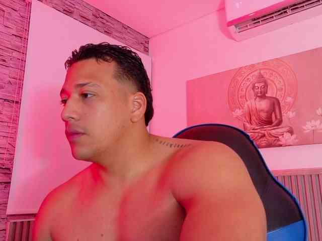 Tom-Muscle Tom-Muscle