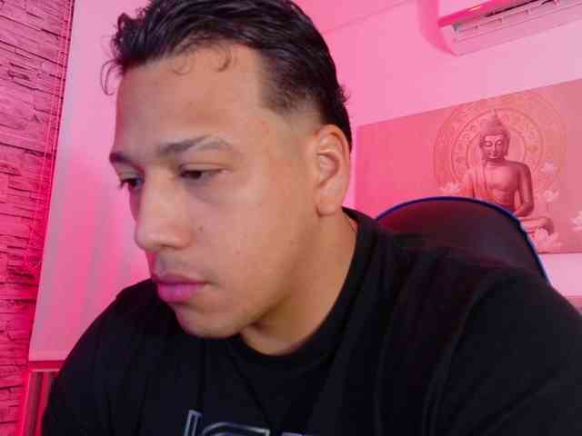 Tom-Muscle Tom-Muscle