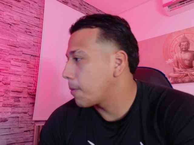 Tom-Muscle Tom-Muscle