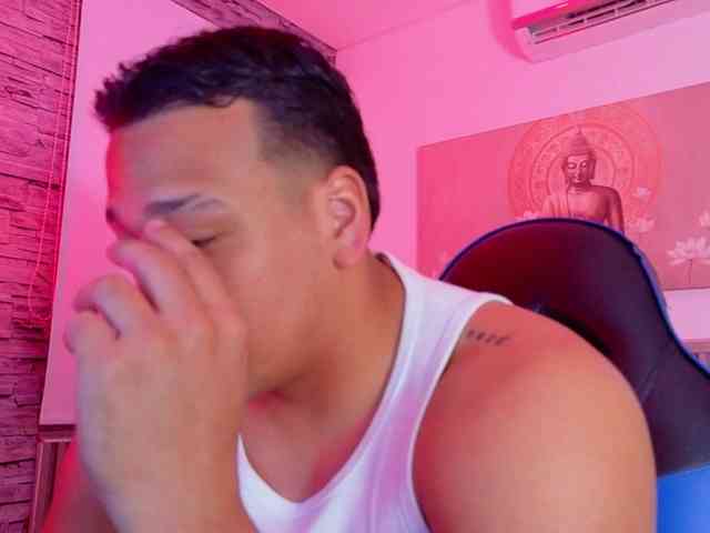 Tom-Muscle Tom-Muscle