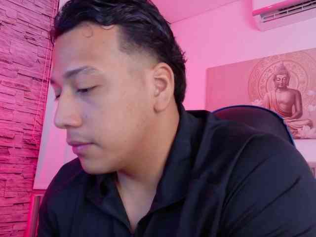 Tom-Muscle Tom-Muscle