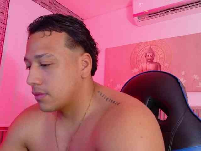 Tom-Muscle Tom-Muscle