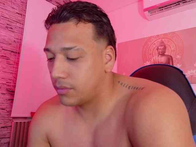 Tom-Muscle Tom-Muscle