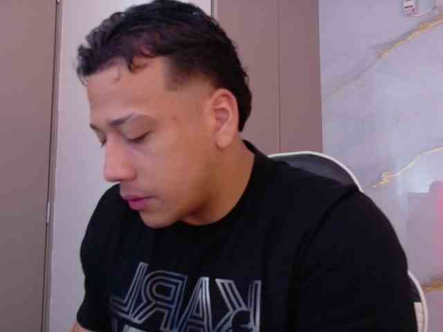 Tom-Muscle Tom-Muscle