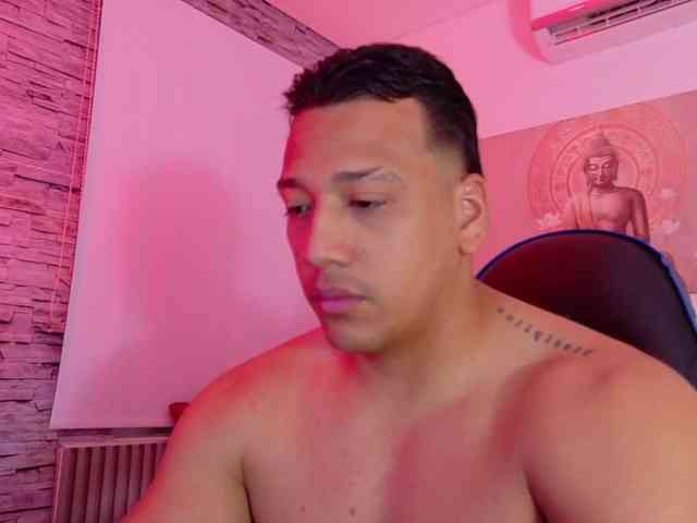 Tom-Muscle Tom-Muscle