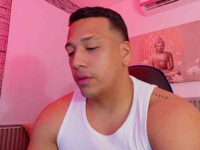 Tom-Muscle Tom-Muscle