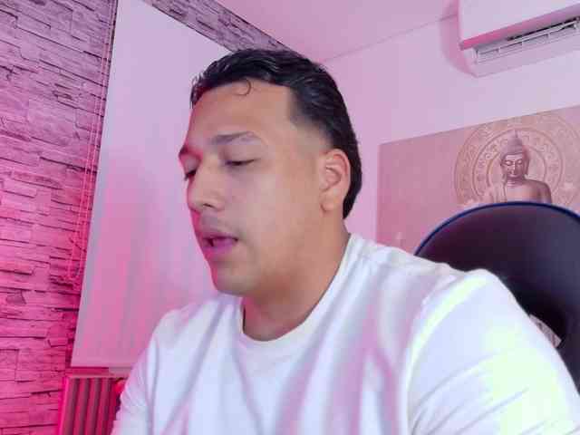 Tom-Muscle Tom-Muscle