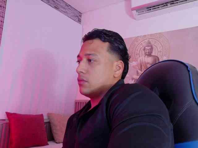 Tom-Muscle Tom-Muscle