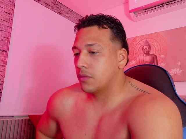 Tom-Muscle Tom-Muscle