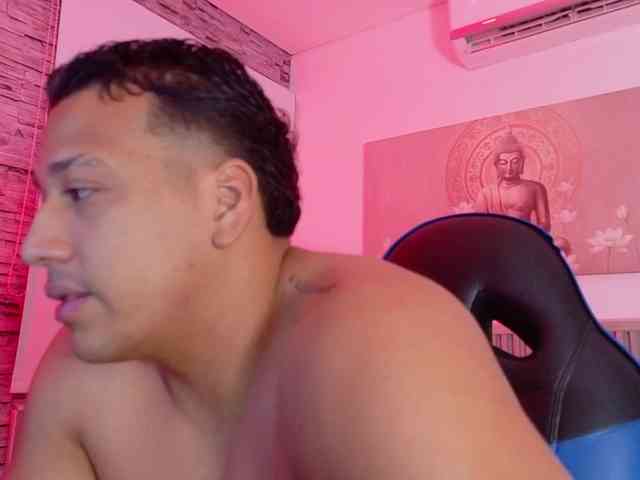 Tom-Muscle Tom-Muscle