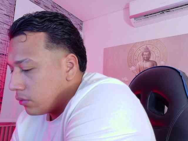 Tom-Muscle Tom-Muscle