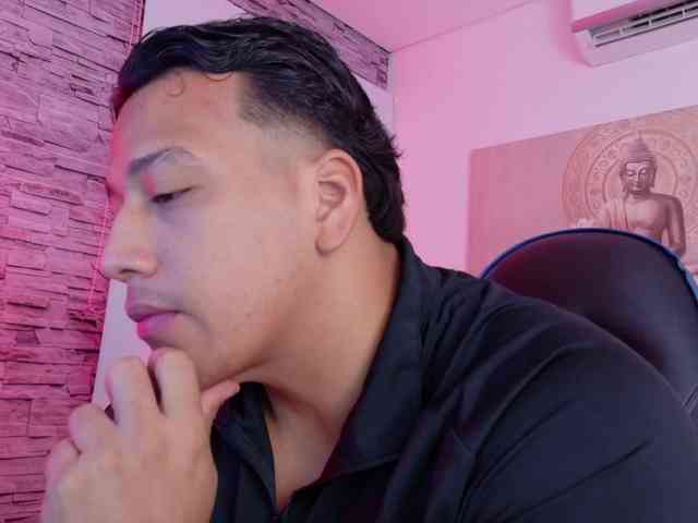 Tom-Muscle Tom-Muscle