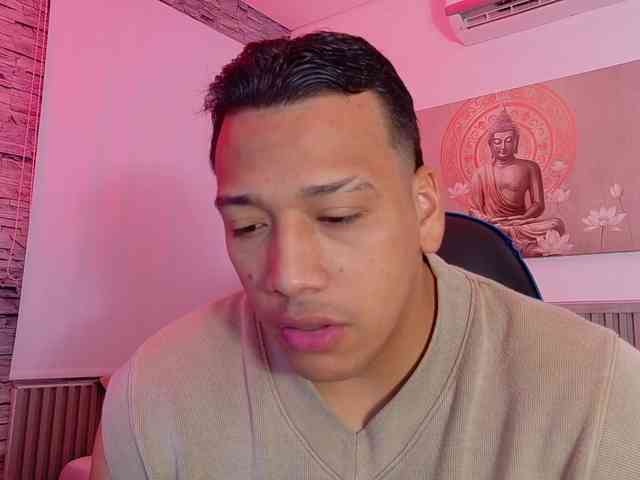 Tom-Muscle Tom-Muscle