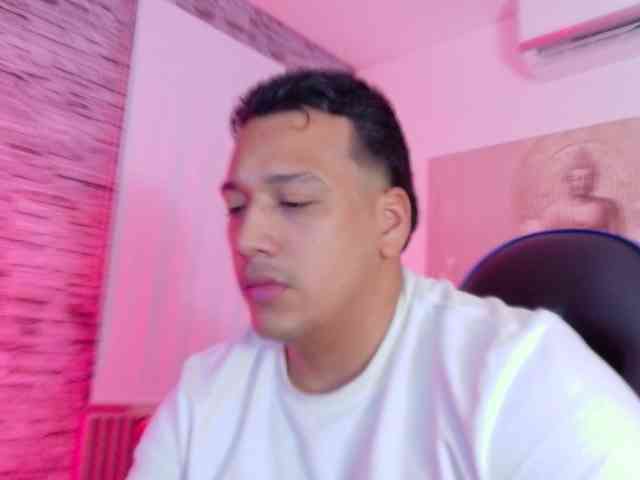 Tom-Muscle Tom-Muscle