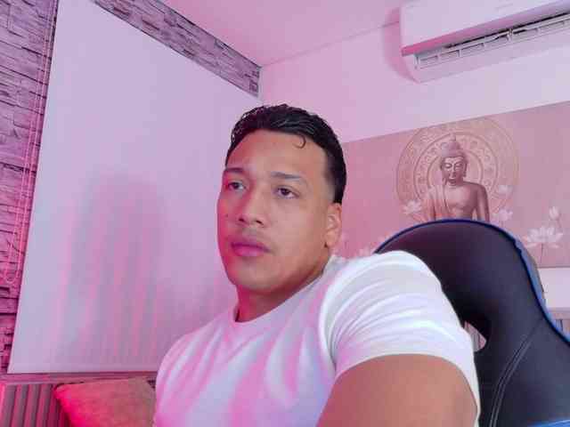 Tom-Muscle Tom-Muscle