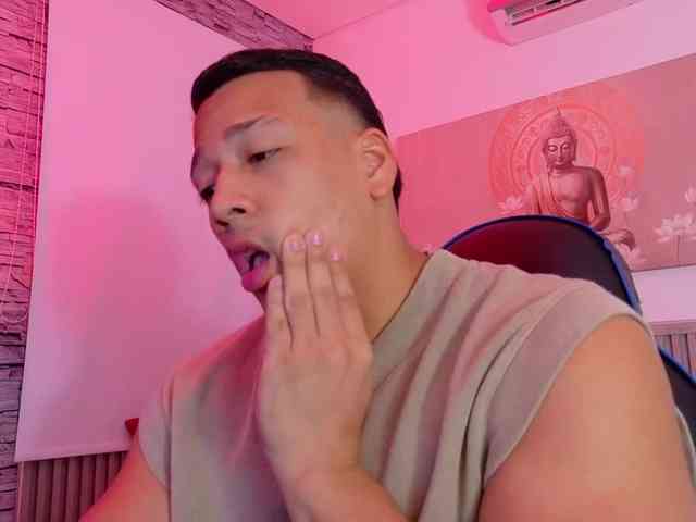 Tom-Muscle Tom-Muscle