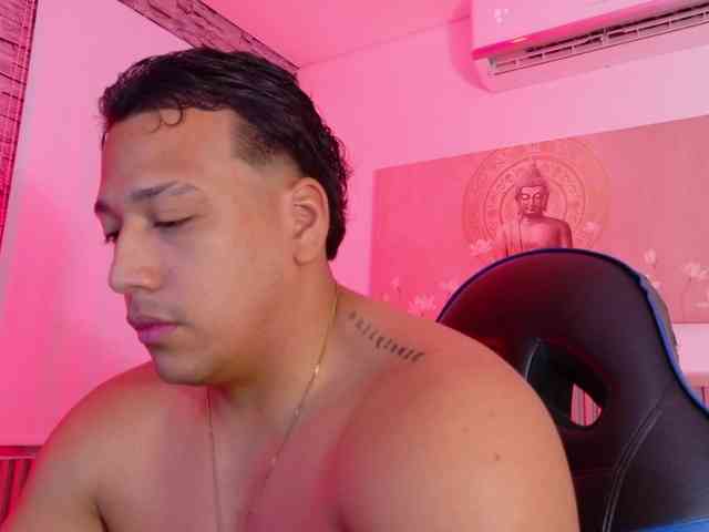 Tom-Muscle Tom-Muscle