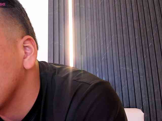 Tom-Muscle Tom-Muscle