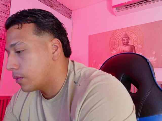 Tom-Muscle Tom-Muscle