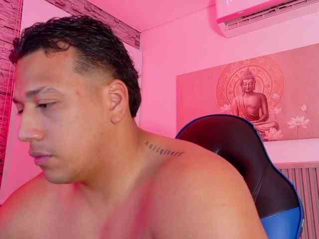 Tom-Muscle Tom-Muscle