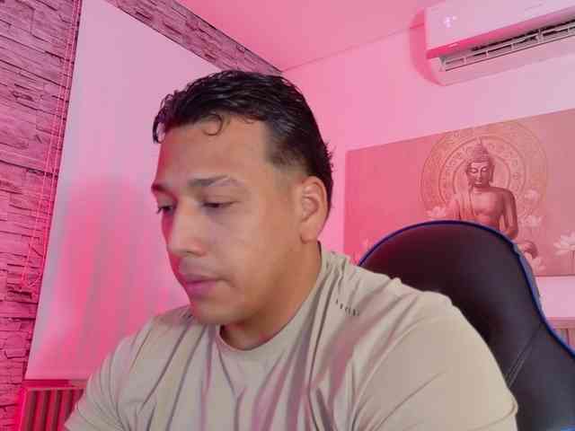 Tom-Muscle Tom-Muscle