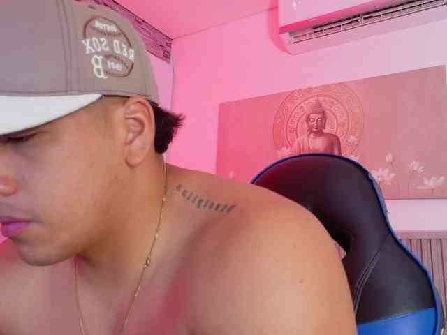 Tom-Muscle Tom-Muscle