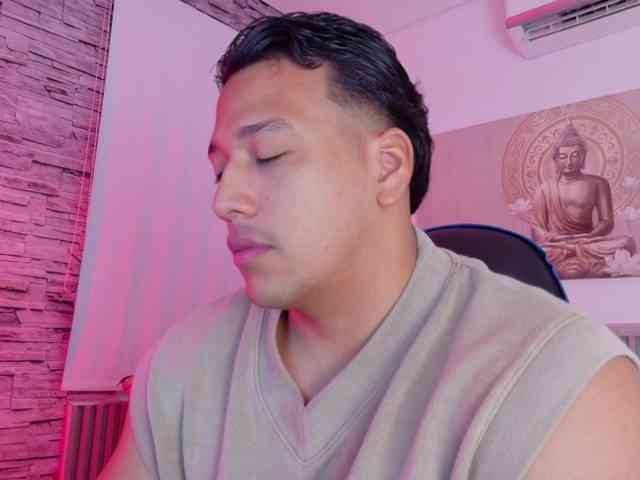 Tom-Muscle Tom-Muscle