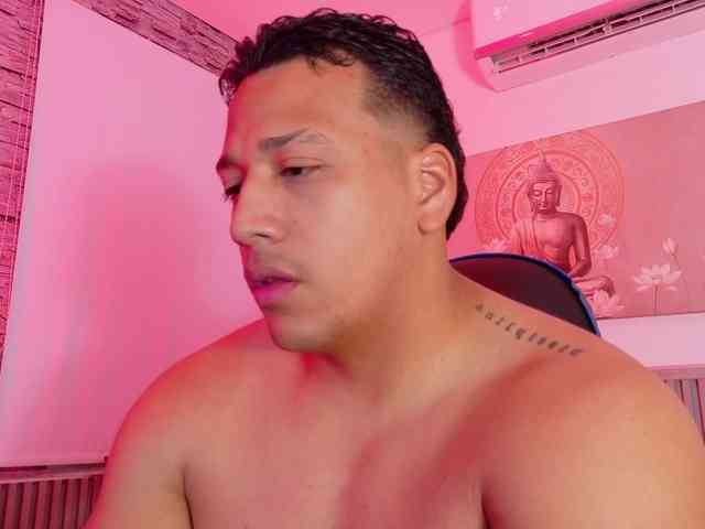 Tom-Muscle Tom-Muscle