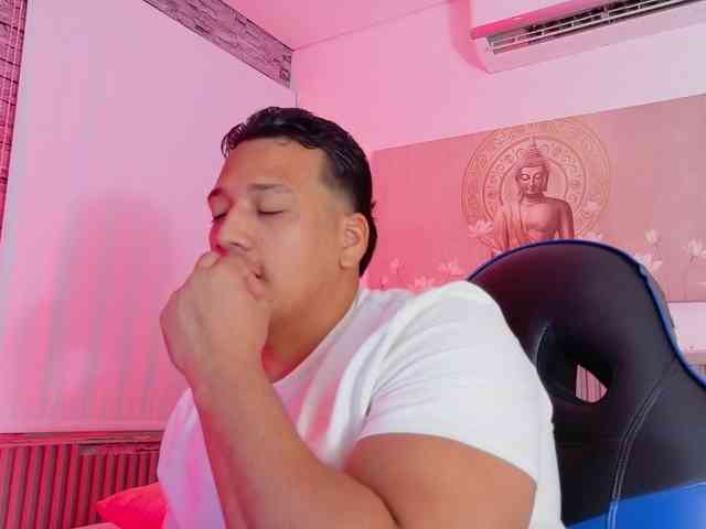 Tom-Muscle Tom-Muscle