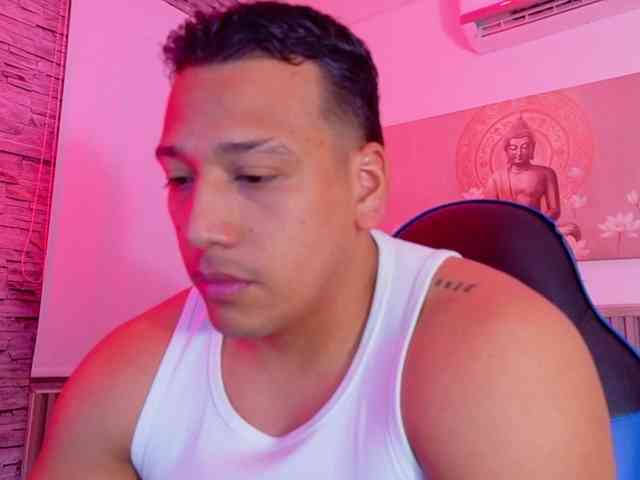 Tom-Muscle Tom-Muscle