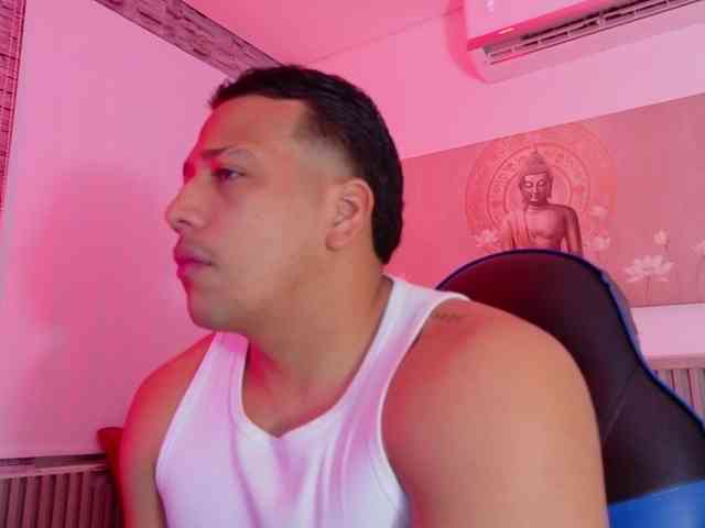 Tom-Muscle Tom-Muscle