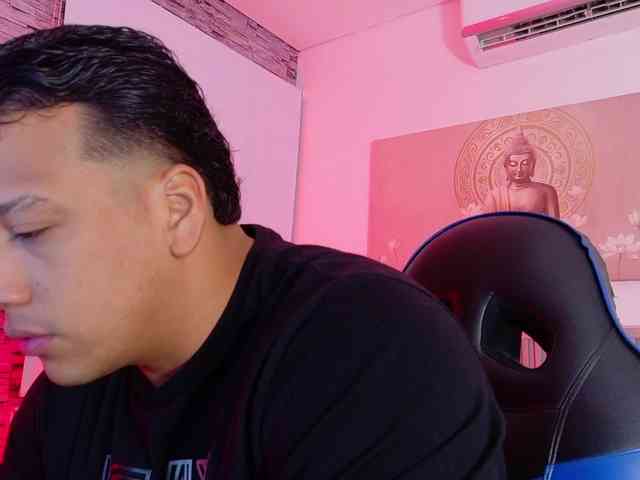 Tom-Muscle Tom-Muscle