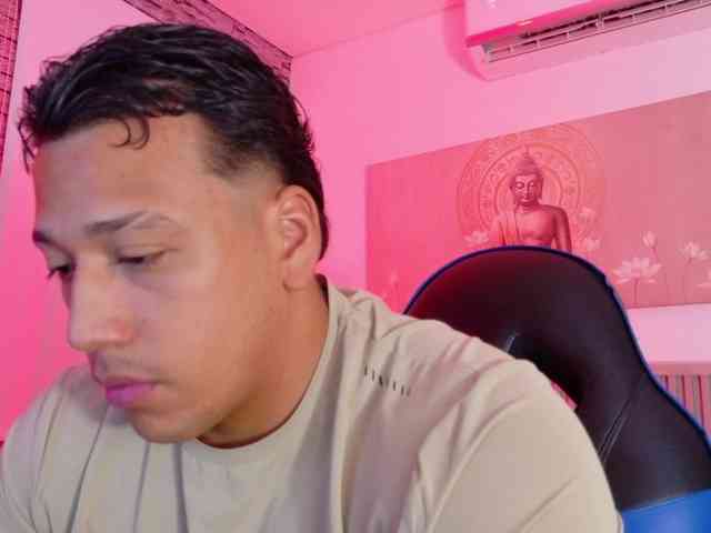 Tom-Muscle Tom-Muscle