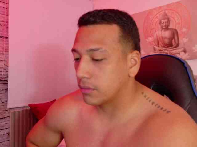 Tom-Muscle Tom-Muscle