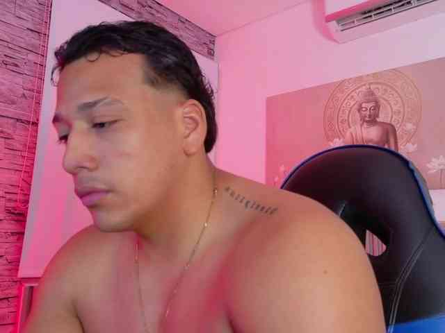 Tom-Muscle Tom-Muscle