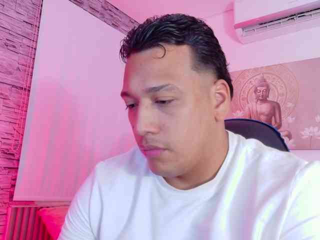 Tom-Muscle Tom-Muscle