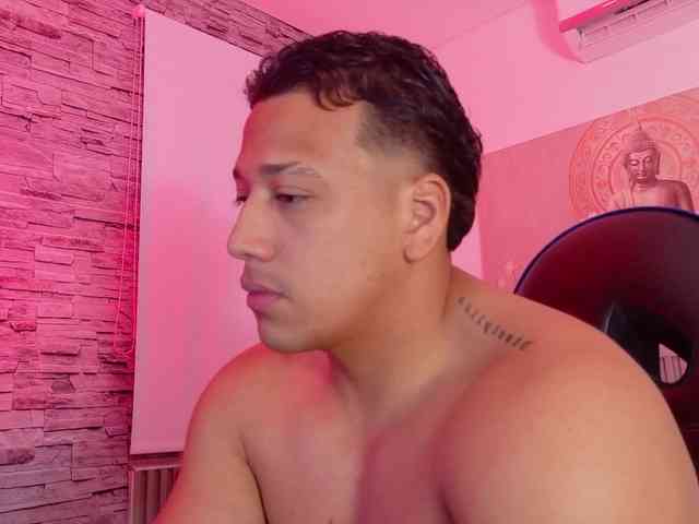 Tom-Muscle Tom-Muscle